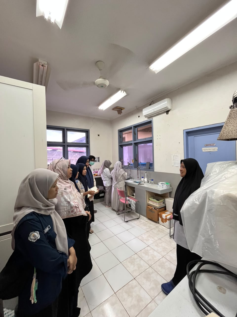 Kegiatan mahasiswa di BPBAP Ujung Batee